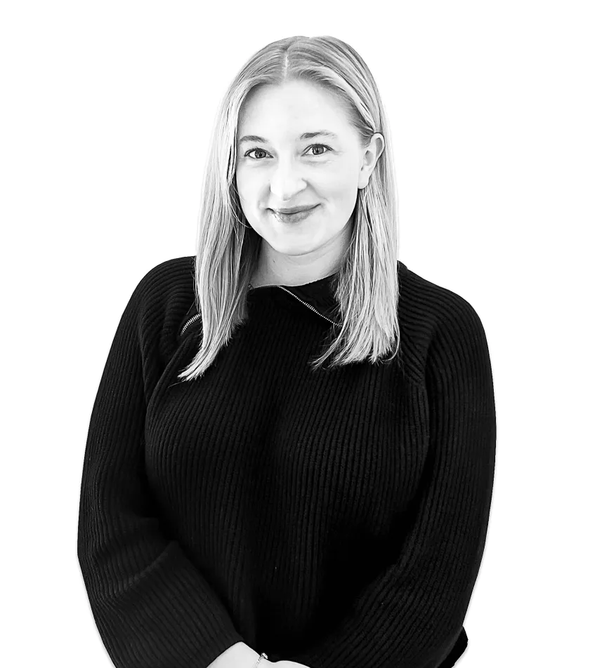 Headshot of Ellie Slusarski