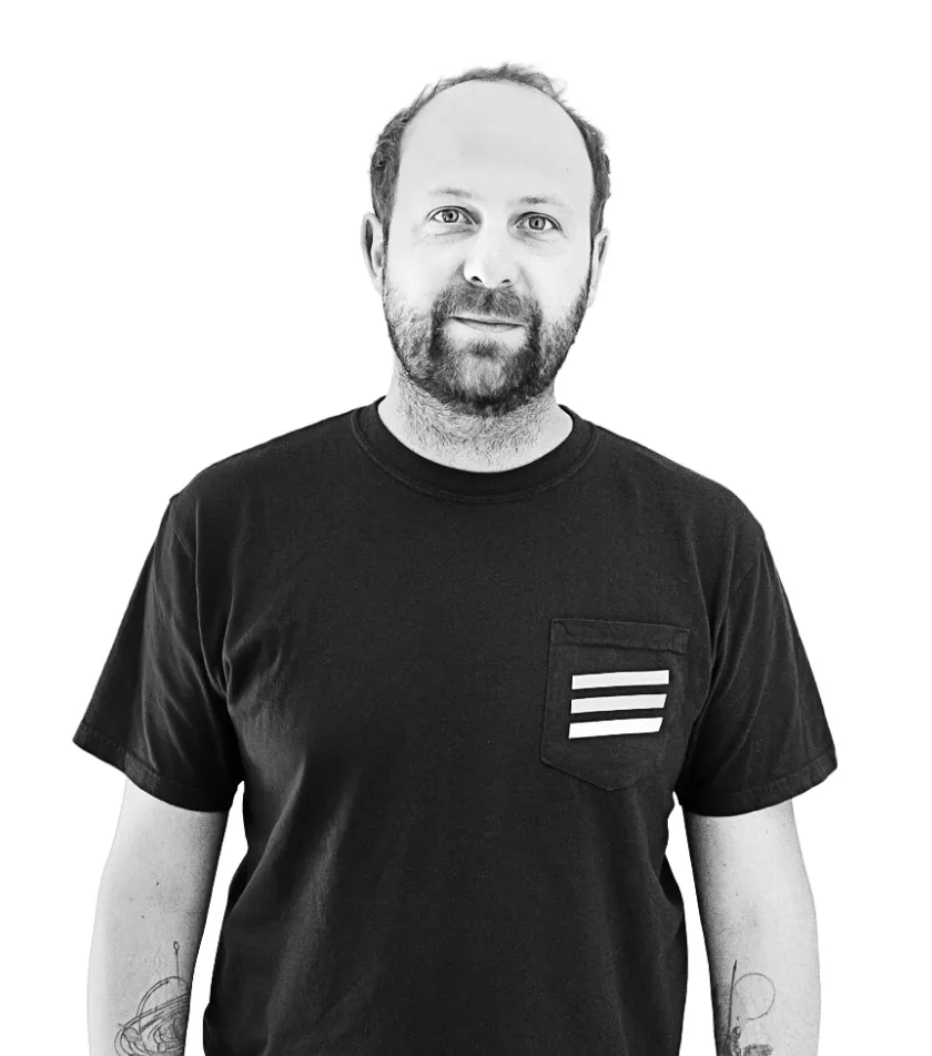 Headshot of Travis Ehrenstrom